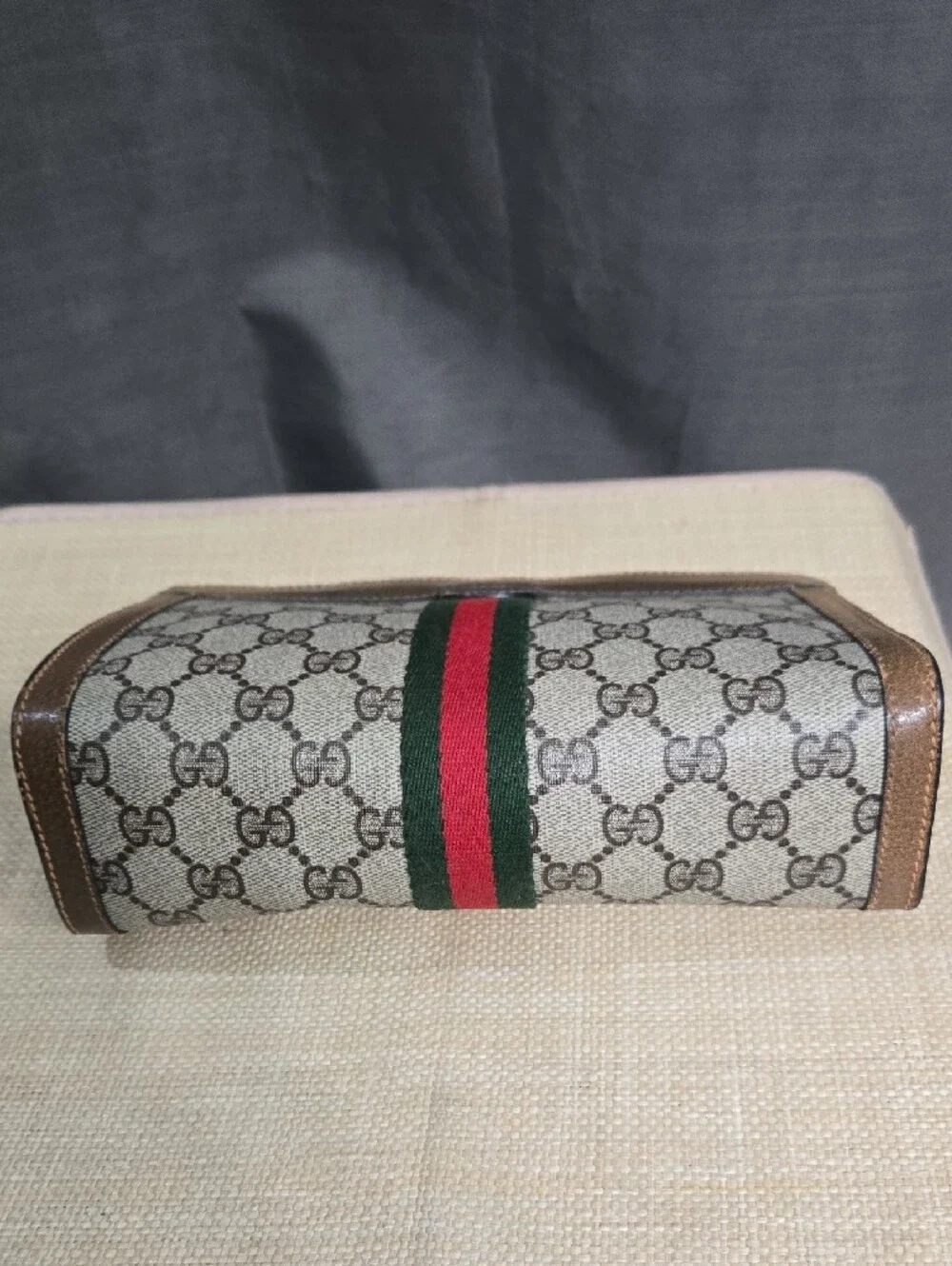 Gucci GG Supreme Sherry Line Accesory Bag Clutch